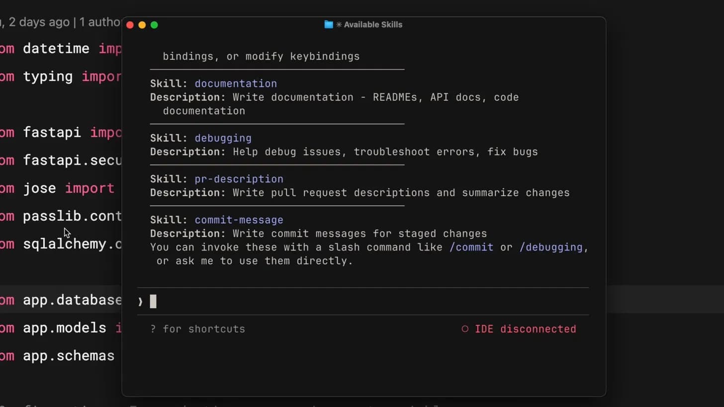 El comando /skills mostrando las habilidades disponibles con su descripción